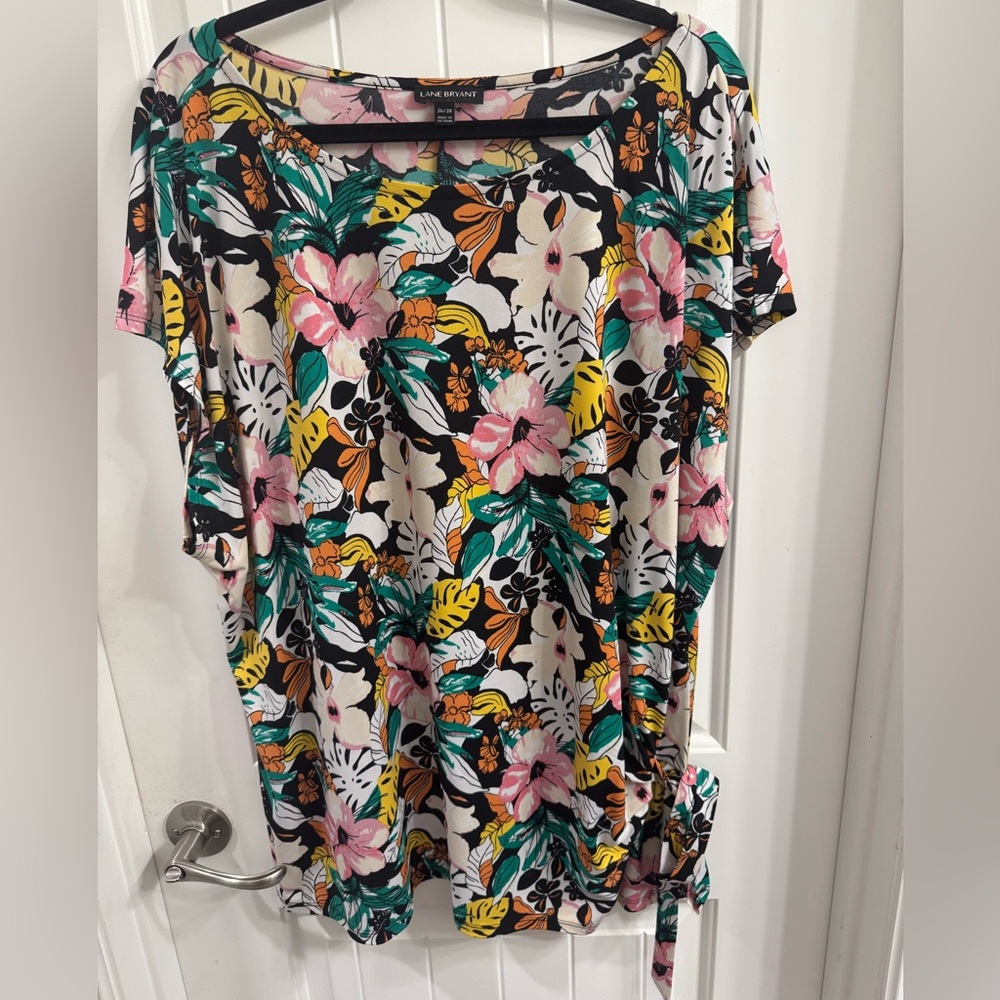 Lane Bryant Plus Size 26/28 Multicolor Floral Top